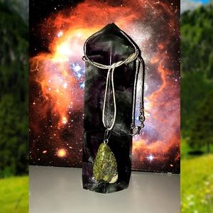 🍀 Hand-made Green Diopside Healing Stone Necklace